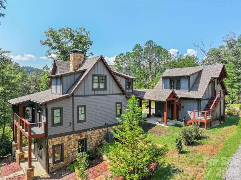 117 Amberleaf Way, Cullowhee, NC 28723.  MLS# CAR4425092, YatesRealty ID 9024. 