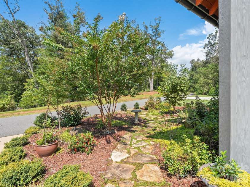 117 Amberleaf Way, Cullowhee, NC 28723.  MLS# CAR4425092, YatesRealty ID 9024. 