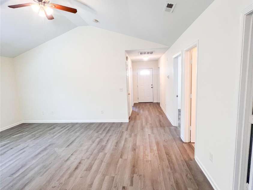 2609 Marmac Road, Charlotte, NC 28208.  MLS# CAR4230828, YatesRealty ID 9025. 