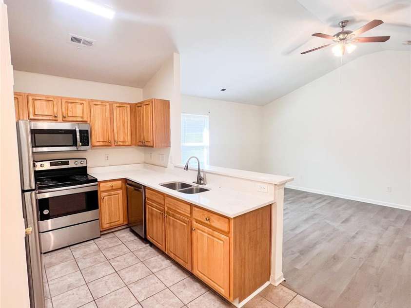2609 Marmac Road, Charlotte, NC 28208.  MLS# CAR4230828, YatesRealty ID 9025. 