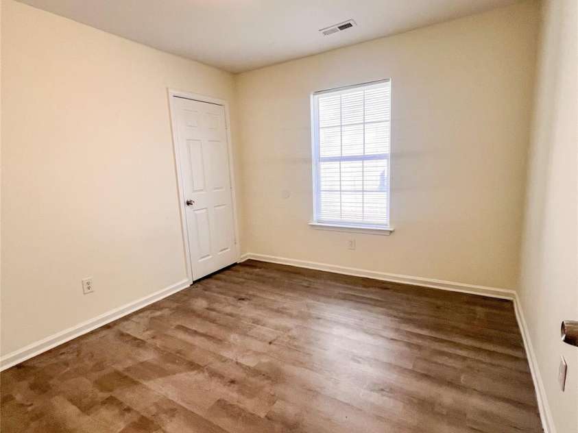 2609 Marmac Road, Charlotte, NC 28208.  MLS# CAR4230828, YatesRealty ID 9025. 