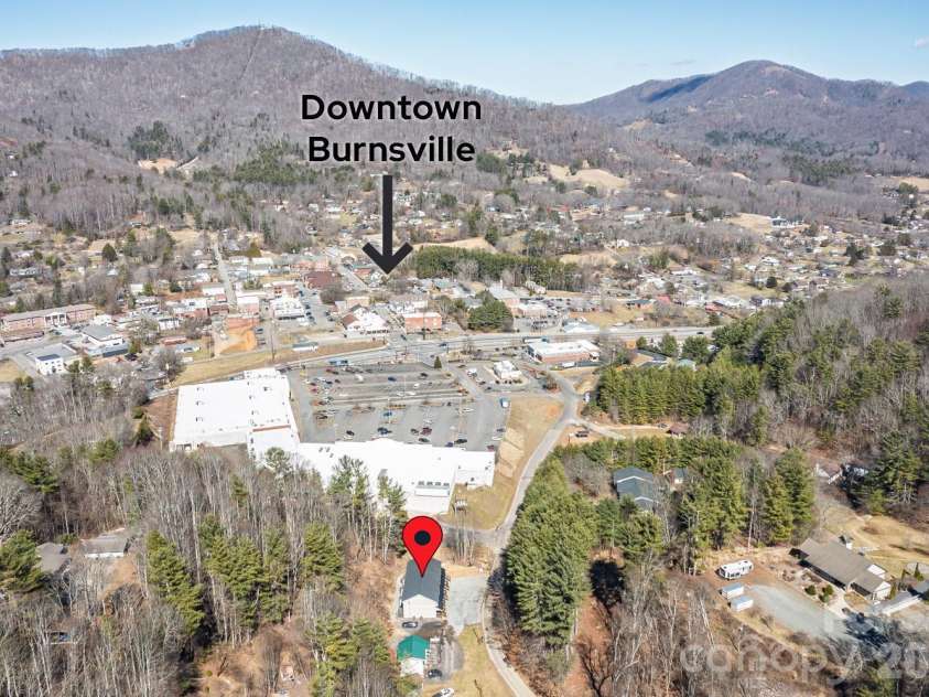 328 Bowditch Street, Burnsville, NC 28714.  MLS# CAR4332968, YatesRealty ID 9026. 