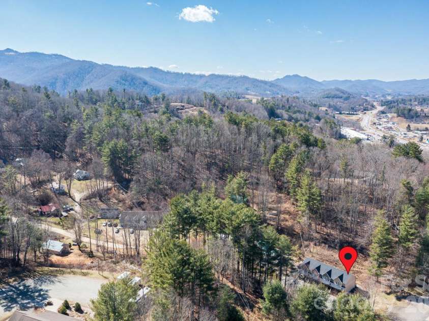328 Bowditch Street, Burnsville, NC 28714.  MLS# CAR4332968, YatesRealty ID 9026. 