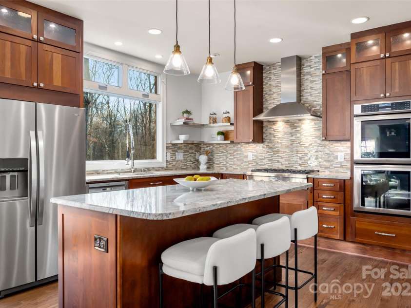 13101 Whisper Creek Drive, Charlotte, NC 28277.  MLS# CAR4207268, YatesRealty ID 9027. 