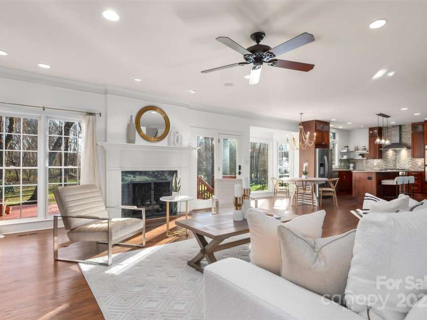13101 Whisper Creek Drive, Charlotte, NC 28277.  MLS# CAR4207268, YatesRealty ID 9027. 