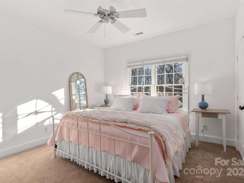13101 Whisper Creek Drive, Charlotte, NC 28277.  MLS# CAR4207268, YatesRealty ID 9027. 