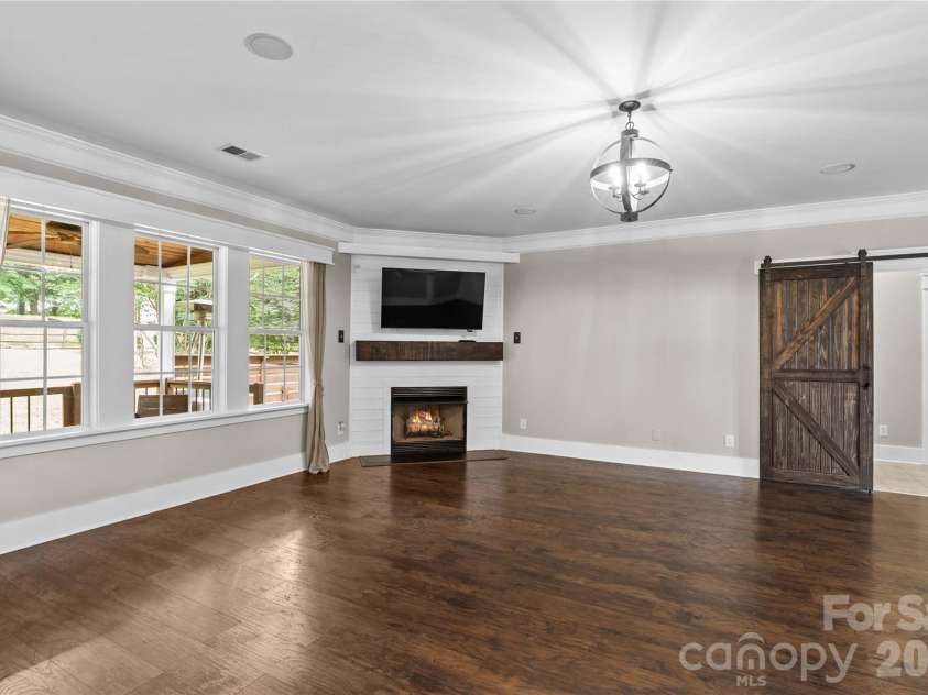 119 Middleton Place, Mooresville, NC 28117.  MLS# CAR4400680, YatesRealty ID 9029. 