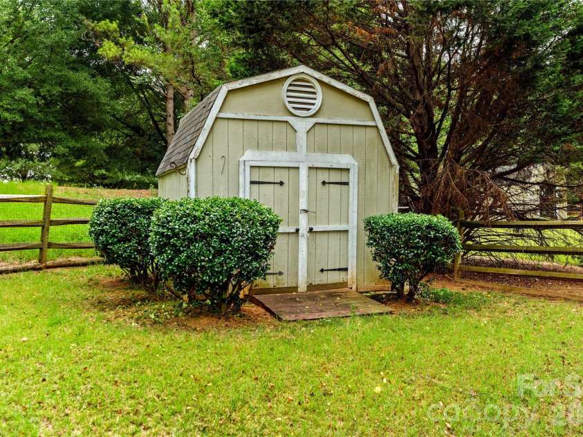 119 Middleton Place, Mooresville, NC 28117.  MLS# CAR4400680, YatesRealty ID 9029. 
