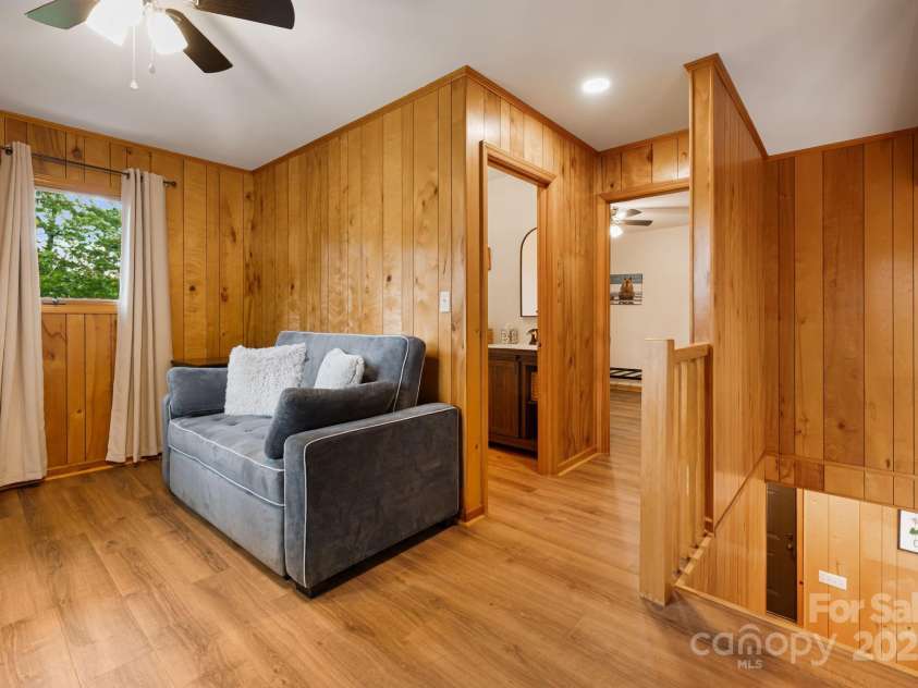 285 Fairway Loop, Burnsville, NC 28714.  MLS# CAR4271879, YatesRealty ID 903. 