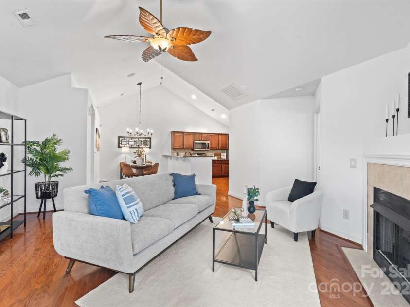 4875 Polo Gate Boulevard, Charlotte, NC 28216.  MLS# CAR4203380, YatesRealty ID 903. 