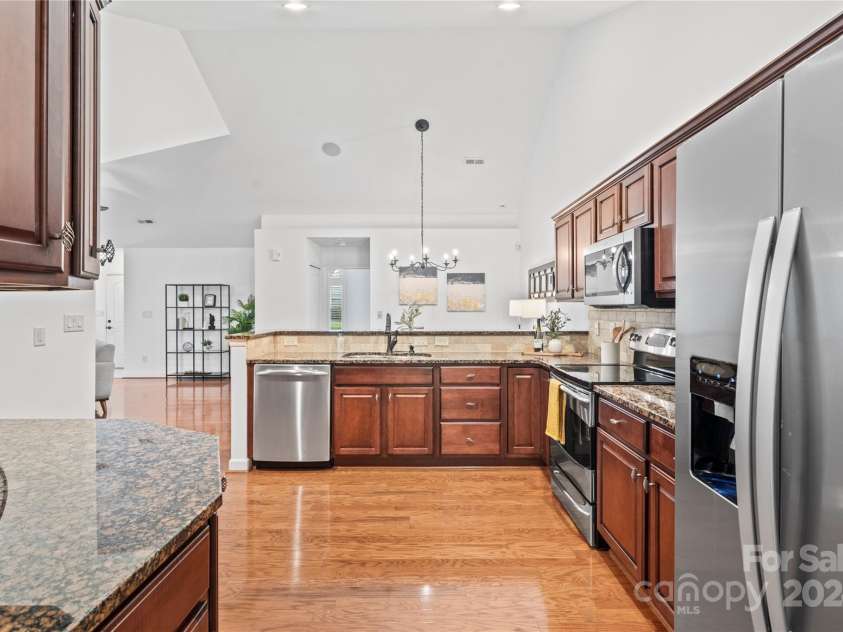 4875 Polo Gate Boulevard, Charlotte, NC 28216.  MLS# CAR4203380, YatesRealty ID 903. 