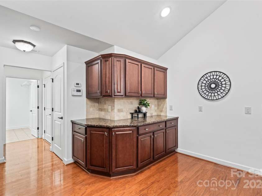 4875 Polo Gate Boulevard, Charlotte, NC 28216.  MLS# CAR4203380, YatesRealty ID 903. 