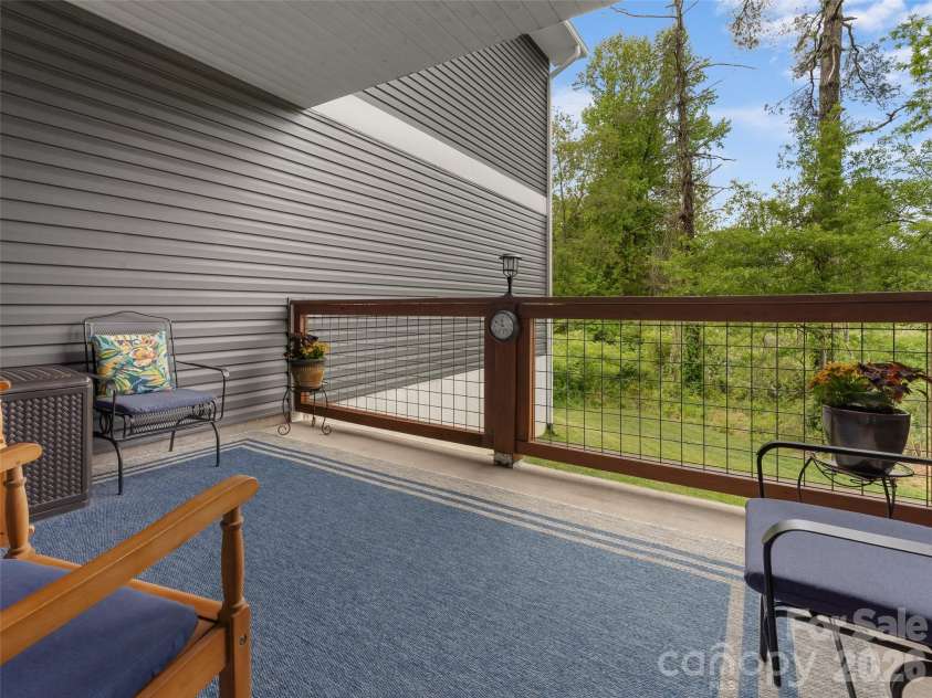 143 Carver Street, Brevard, NC 28712.  MLS# CAR4375520, YatesRealty ID 9032. 
