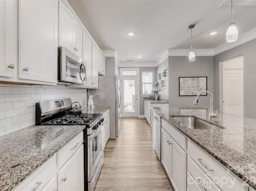 110 Synandra Drive, Mooresville, NC 28117.  MLS# CAR4352091, YatesRealty ID 9033. 