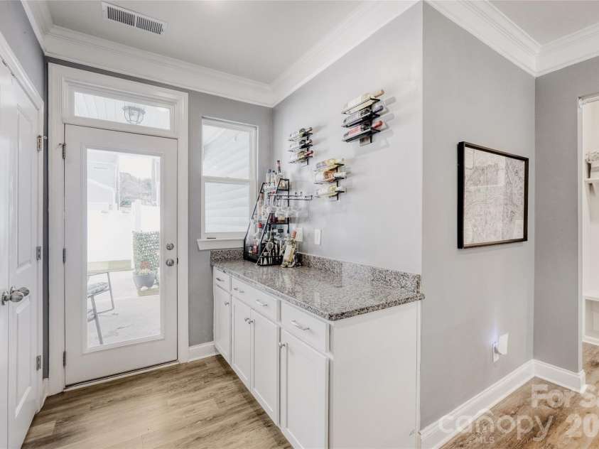 110 Synandra Drive, Mooresville, NC 28117.  MLS# CAR4352091, YatesRealty ID 9033. 