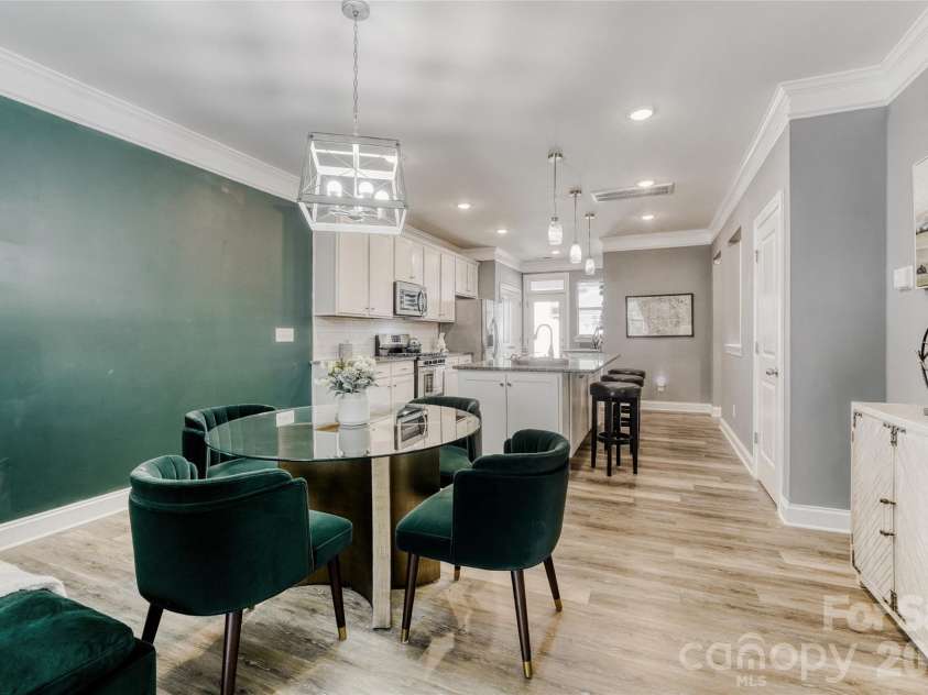 110 Synandra Drive, Mooresville, NC 28117.  MLS# CAR4352091, YatesRealty ID 9033. 