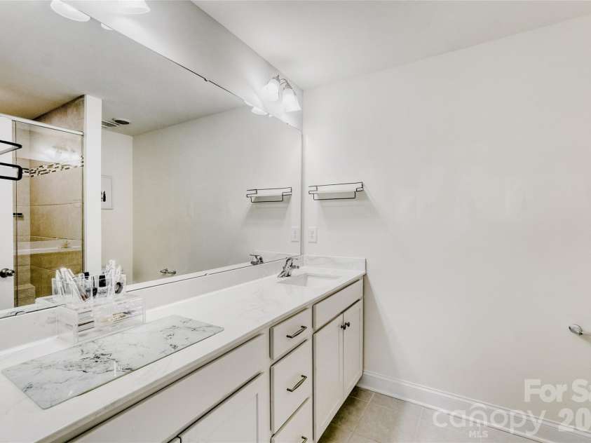 110 Synandra Drive, Mooresville, NC 28117.  MLS# CAR4352091, YatesRealty ID 9033. 