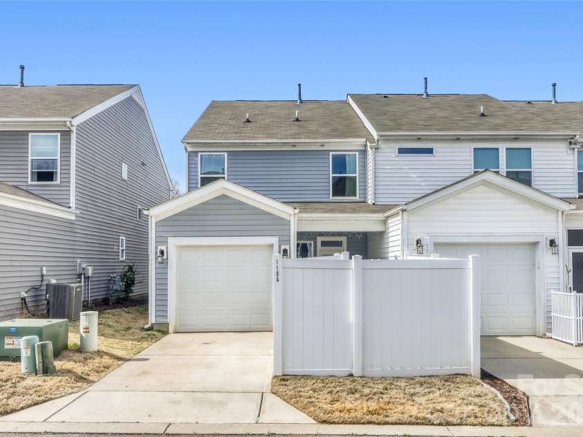 110 Synandra Drive, Mooresville, NC 28117.  MLS# CAR4352091, YatesRealty ID 9033. 