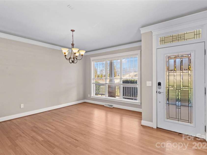 137 Hunters Hill Drive, Statesville, NC 28677.  MLS# CAR4230456, YatesRealty ID 9033. Formal Dining Room