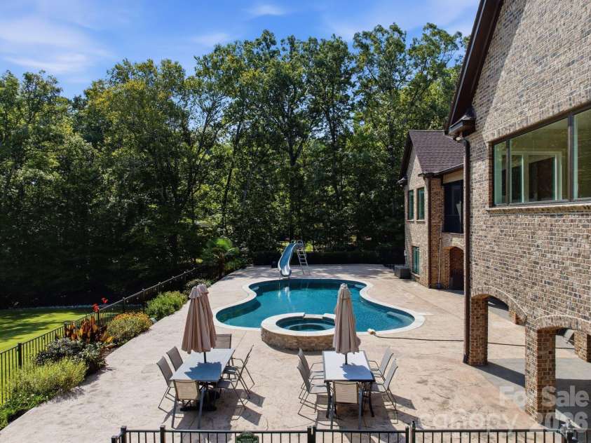 875 Starboard Reach None, Lexington, NC 27292.  MLS# CAR4329602, YatesRealty ID 9034. Heated Saltwater Pool and Spa