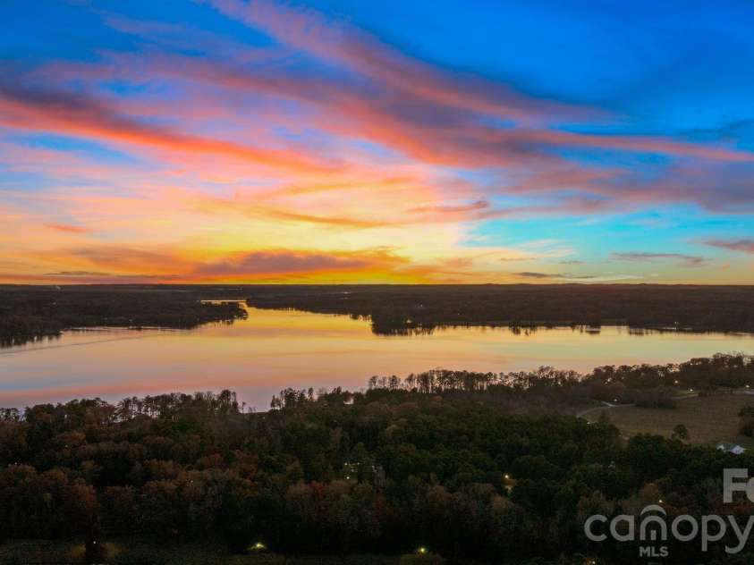 875 Starboard Reach None, Lexington, NC 27292.  MLS# CAR4329602, YatesRealty ID 9034. High Rock Lake - NC's Second-Largest Lake
