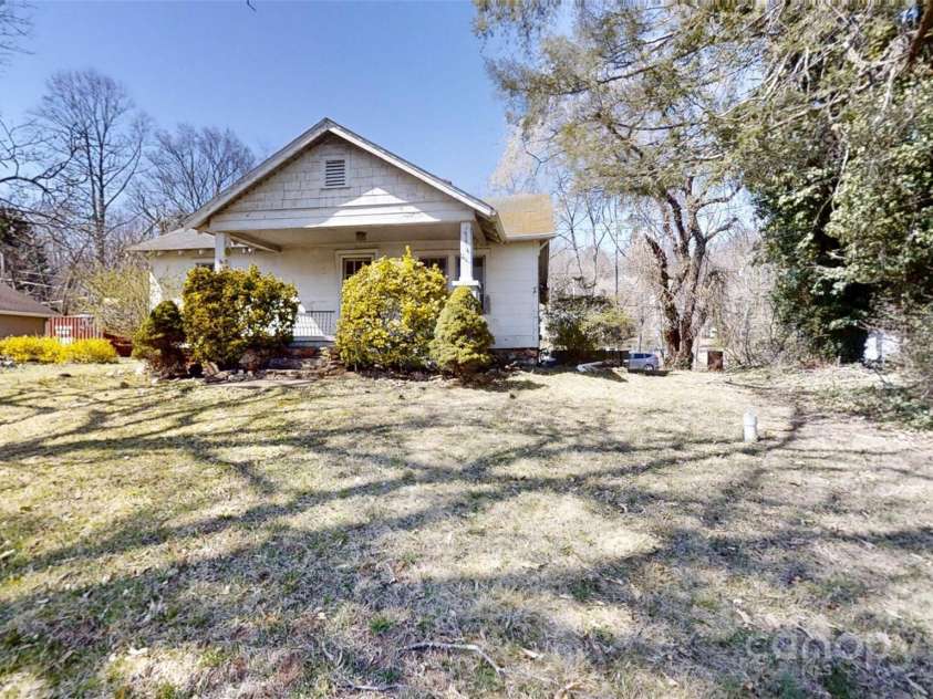 1628 Tunnel Road, Asheville, NC 28805.  MLS# CAR4235995, YatesRealty ID 9035. 