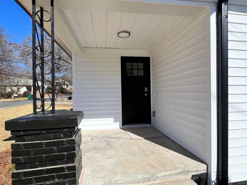 722 Austin Street, Albemarle, NC 28001.  MLS# CAR4343911, YatesRealty ID 9035. Welcome Home