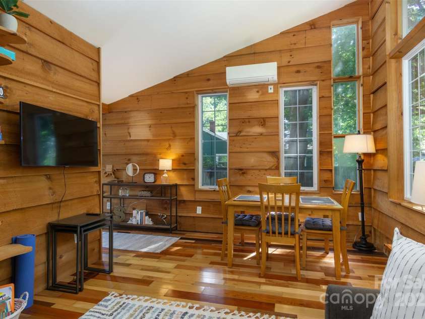 100 5th Street, Black Mountain, NC 28711.  MLS# CAR4249391, YatesRealty ID 9036. 