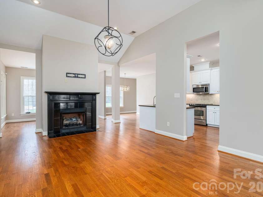 2179 Brookberry Lane, Gastonia, NC 28056.  MLS# CAR4349015, YatesRealty ID 9036. 
