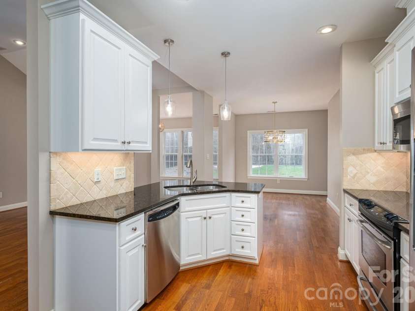 2179 Brookberry Lane, Gastonia, NC 28056.  MLS# CAR4349015, YatesRealty ID 9036. 