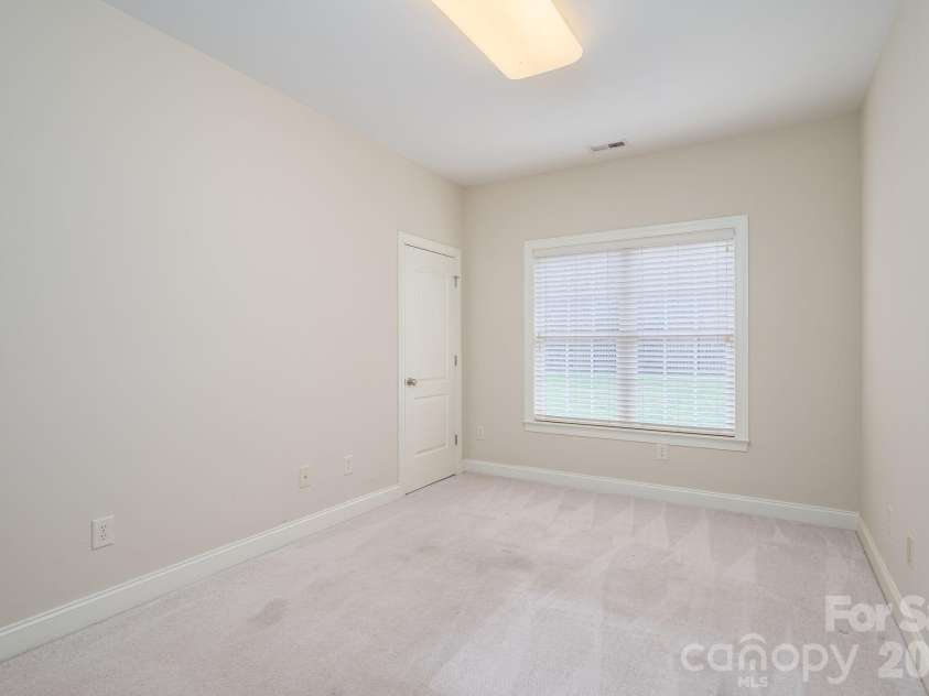 2179 Brookberry Lane, Gastonia, NC 28056.  MLS# CAR4349015, YatesRealty ID 9036. 