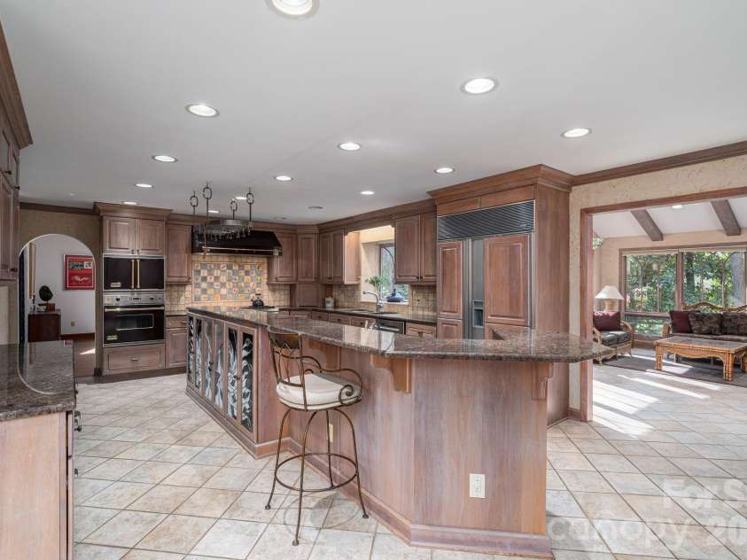 1432 Laurel Lane, Gastonia, NC 28054.  MLS# CAR4358971, YatesRealty ID 9039. 