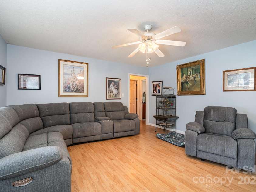 195 Kings Terrace, Salisbury, NC 28146.  MLS# CAR4252478, YatesRealty ID 9039. 