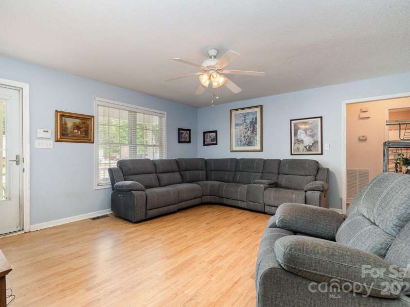 195 Kings Terrace, Salisbury, NC 28146.  MLS# CAR4252478, YatesRealty ID 9039. 