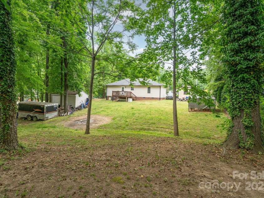 195 Kings Terrace, Salisbury, NC 28146.  MLS# CAR4252478, YatesRealty ID 9039. 
