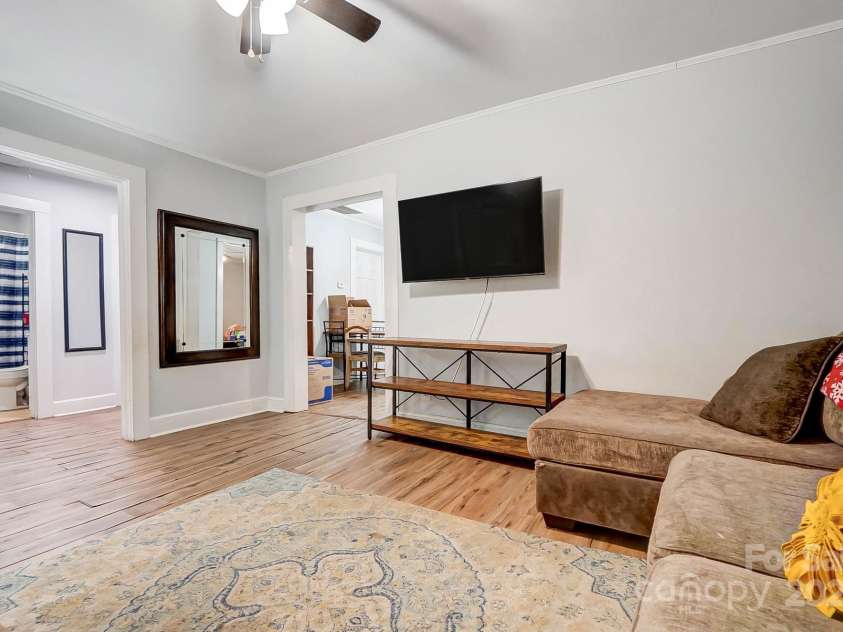 621 Flint Street, Rock Hill, SC 29730.  MLS# CAR4213139, YatesRealty ID 904. 