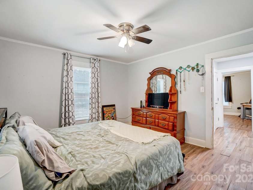 621 Flint Street, Rock Hill, SC 29730.  MLS# CAR4213139, YatesRealty ID 904. 
