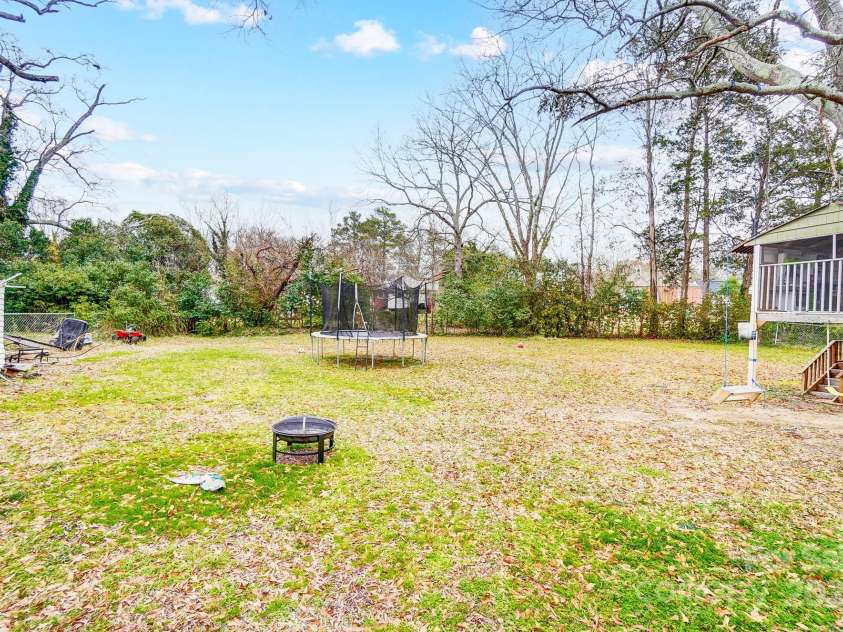 621 Flint Street, Rock Hill, SC 29730.  MLS# CAR4213139, YatesRealty ID 904. 