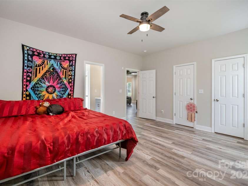 209 Sheffield Drive, York, SC 29745.  MLS# CAR4247482, YatesRealty ID 9040. 