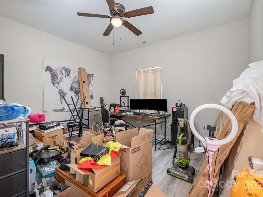 209 Sheffield Drive, York, SC 29745.  MLS# CAR4247482, YatesRealty ID 9040. 