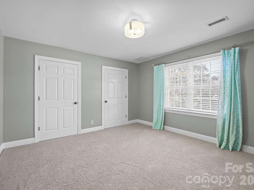 2425 Birdie Lane, Conover, NC 28613.  MLS# CAR4204810, YatesRealty ID 9040. 