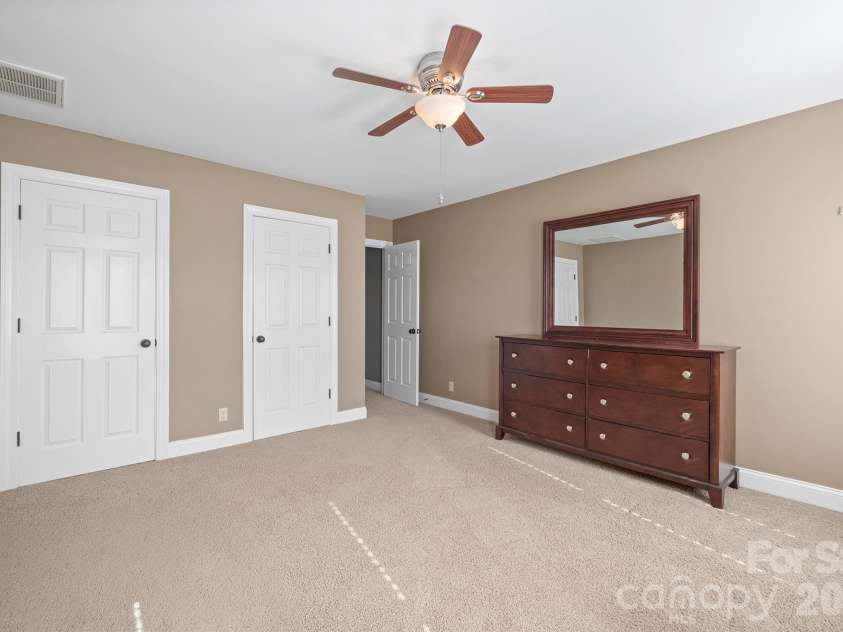 2425 Birdie Lane, Conover, NC 28613.  MLS# CAR4204810, YatesRealty ID 9040. 
