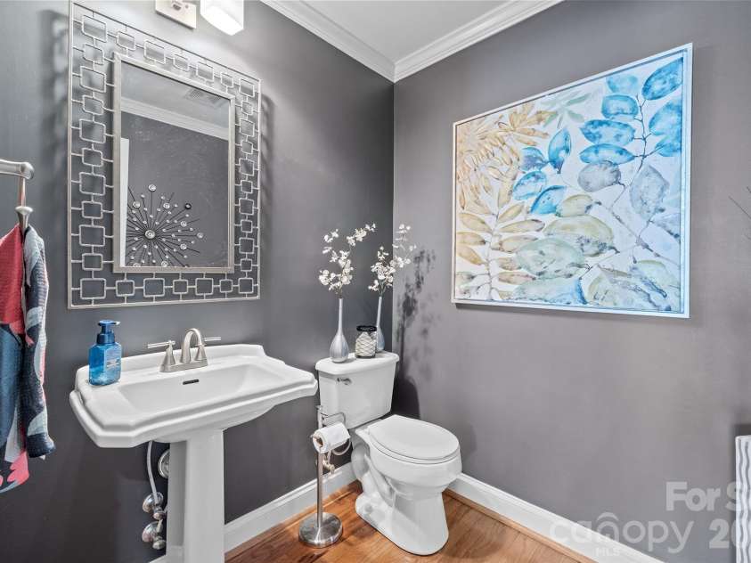 2425 Birdie Lane, Conover, NC 28613.  MLS# CAR4204810, YatesRealty ID 9040. Half bath on main level