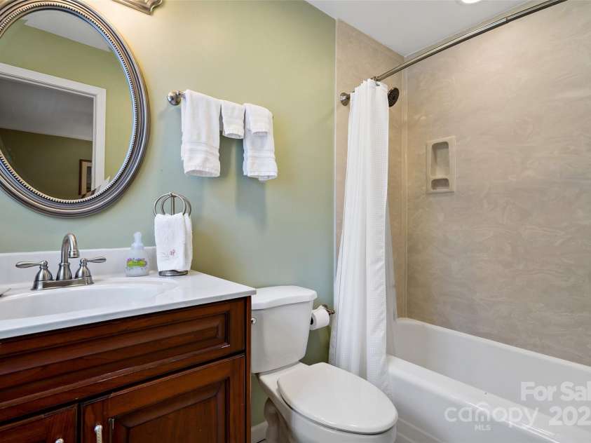 100 Summit Street, Marion, NC 28752.  MLS# CAR4241117, YatesRealty ID 9041. Full bath