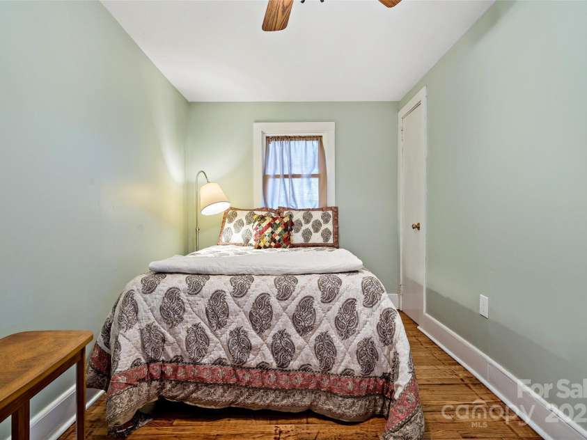 100 Summit Street, Marion, NC 28752.  MLS# CAR4241117, YatesRealty ID 9041. Guest house bedroom