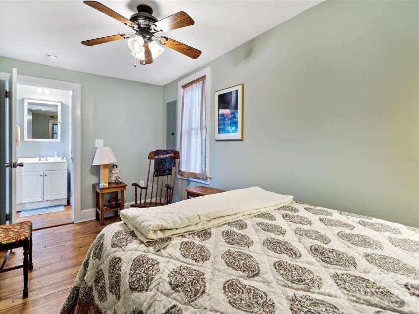 100 Summit Street, Marion, NC 28752.  MLS# CAR4241117, YatesRealty ID 9041. Guest house bedroom