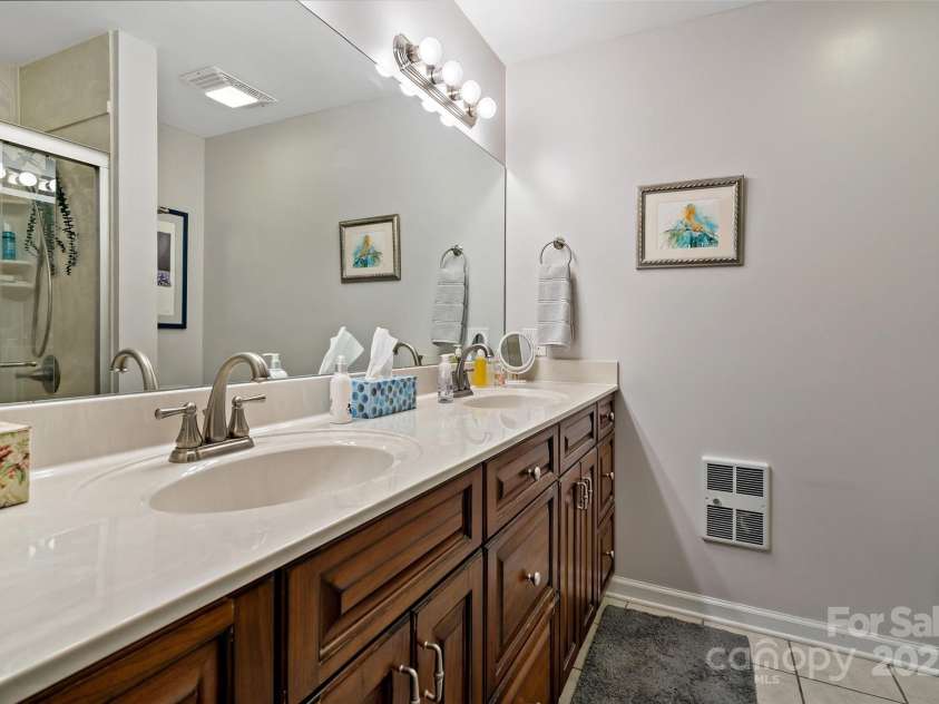 100 Summit Street, Marion, NC 28752.  MLS# CAR4241117, YatesRealty ID 9041. Primary bathroom