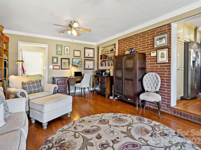 100 Summit Street, Marion, NC 28752.  MLS# CAR4241117, YatesRealty ID 9041. Sitting room offers plenty of  room for an office