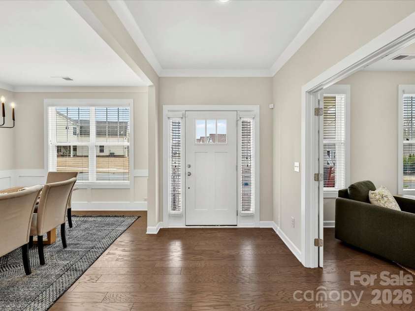 12309 Westbranch Parkway, Davidson, NC 28036.  MLS# CAR4336206, YatesRealty ID 9041. Foyer