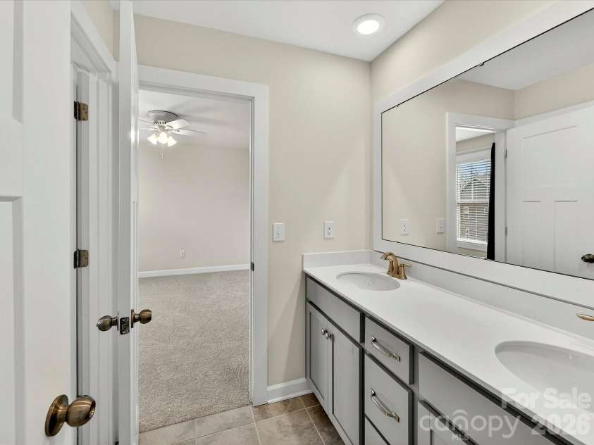 12309 Westbranch Parkway, Davidson, NC 28036.  MLS# CAR4336206, YatesRealty ID 9041. Jack and Jill Bathroom